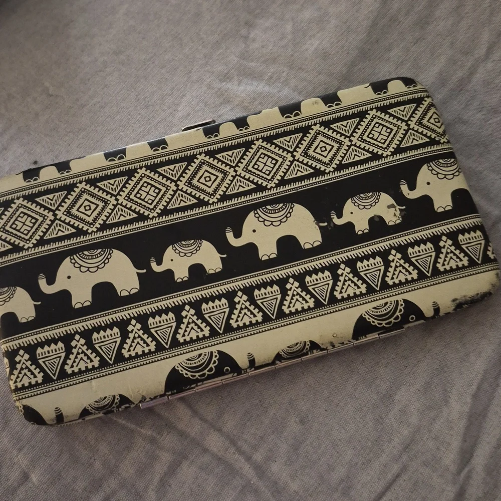 Boho Black N White Elephant Push Snap Open Wallet Clutch